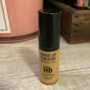 Makeup forever foundation y245 sample
